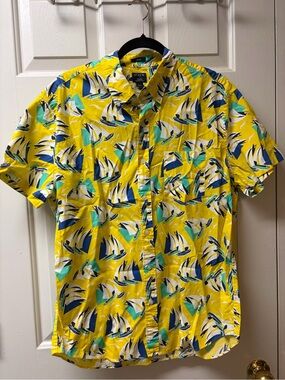 J. Crew Yellow Sailboat-Print Short Sleeve Button-Down Shirt